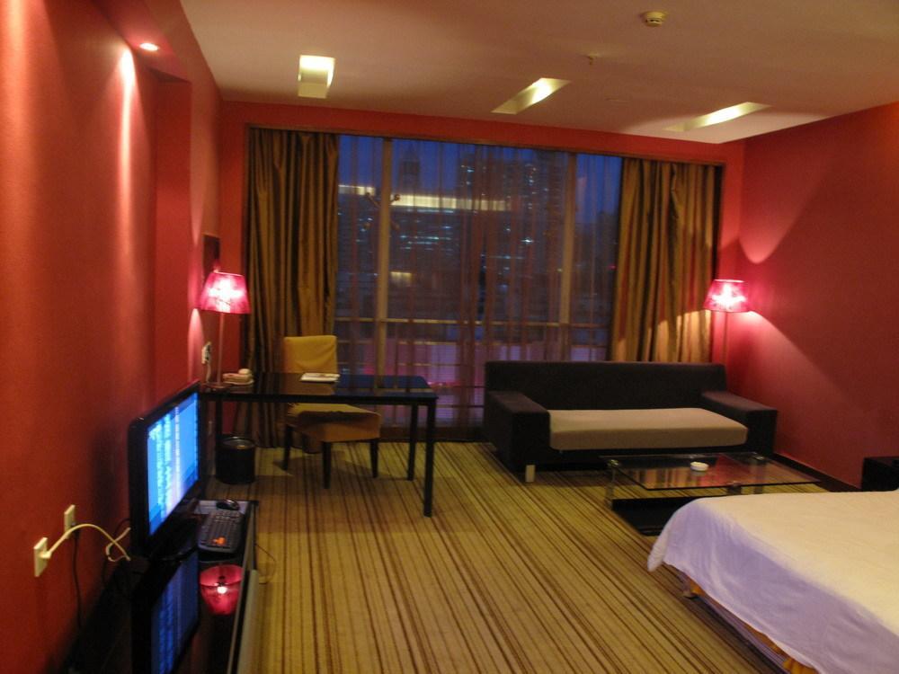 Vienna Hotel Shenzhen Chunfeng Road الغرفة الصورة